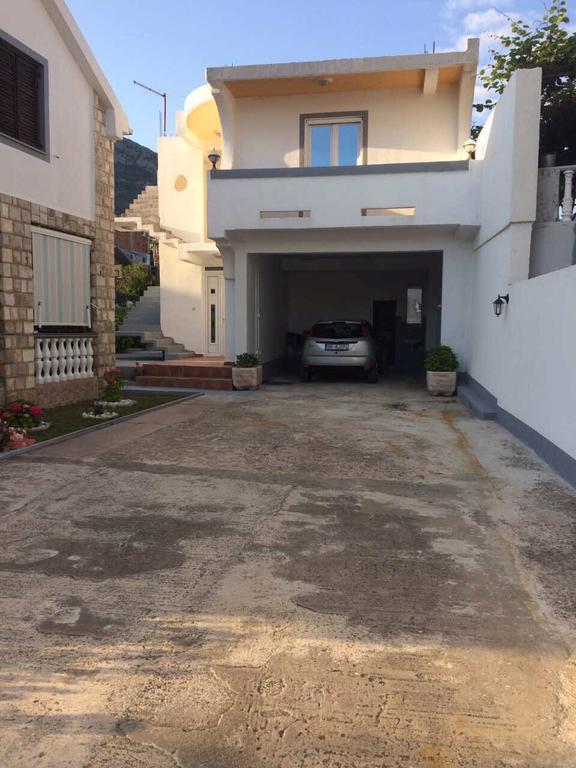 Apartments Cecunjanin Бар Екстер'єр фото