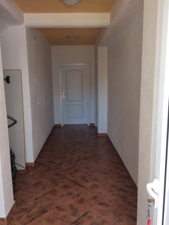 Apartments Cecunjanin Бар Екстер'єр фото